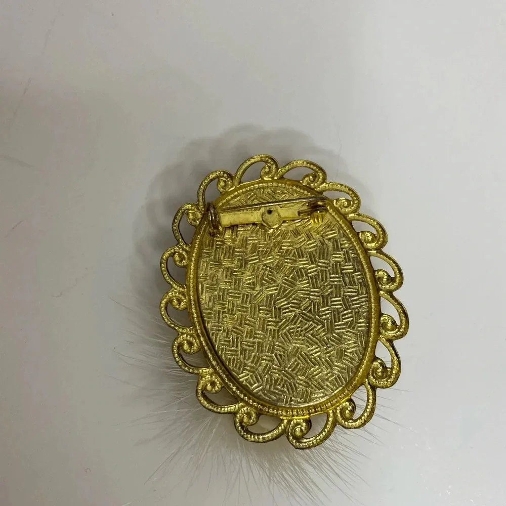 1980s Vintage Lady Brooch